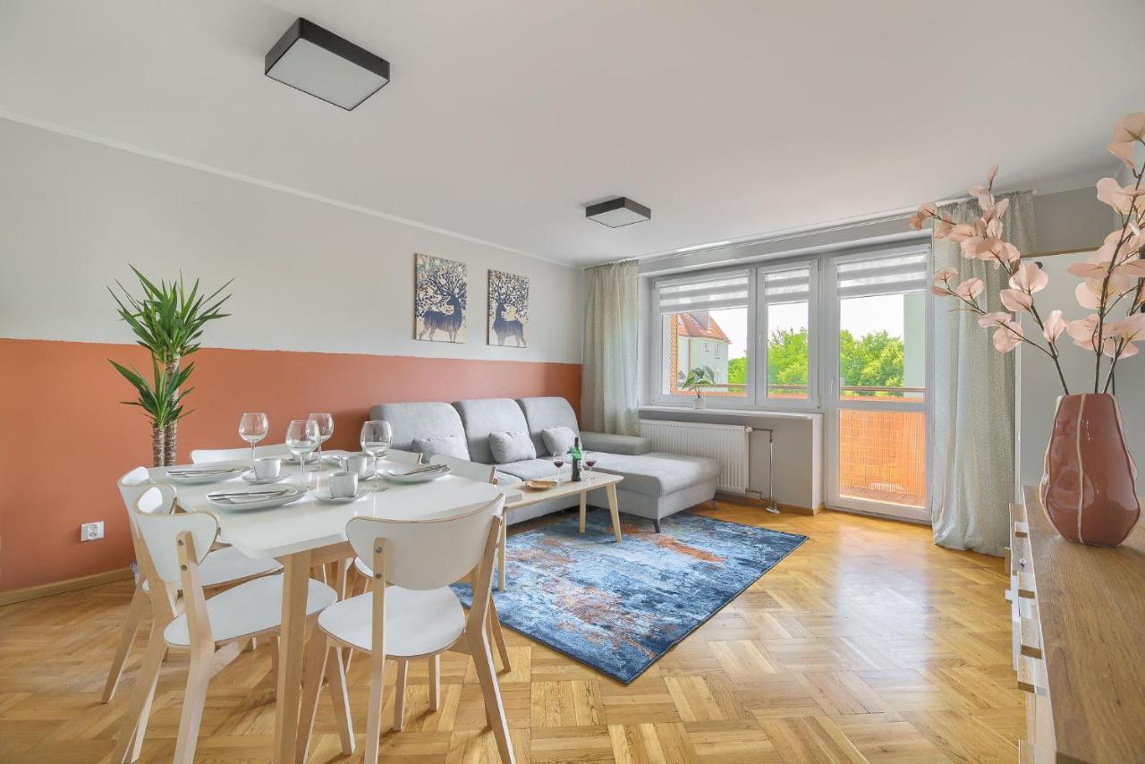 Family Center Spot Apartment Poznań Exterior foto